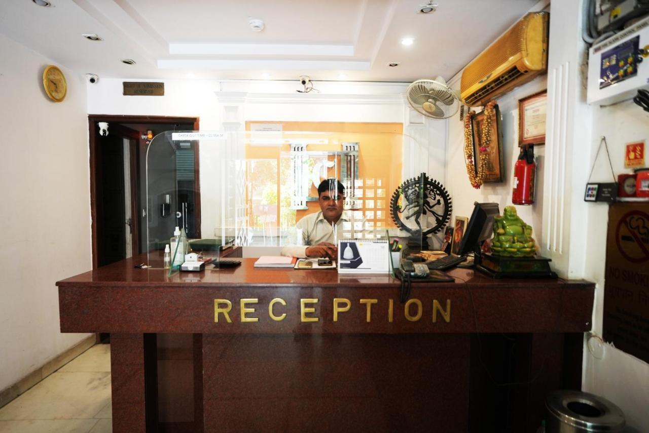 Hotel Classic Neu-Delhi Exterior foto